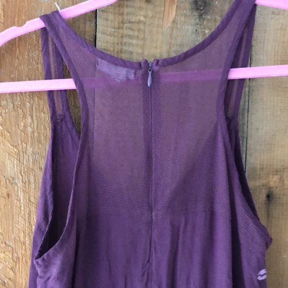 Billabong burgundy short romper size small - Picture 4 of 9